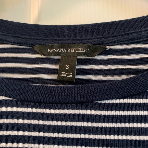 Banana Republic long sleeve navy and white striped tee - Picture 2 of 6